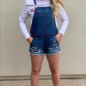 the cutest american eagle overalls